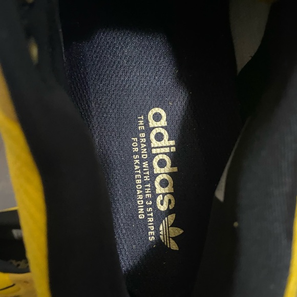 New Adidas TYSHAWN Men’s Size 9 with tags - Picture 10 of 11